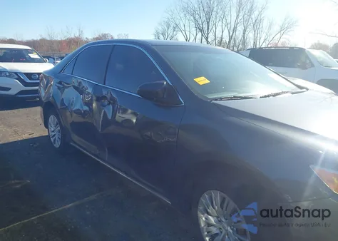 2012 Toyota Camry Le z USA, uszkodzony, nr VIN 4T1BF1FK9CU014753